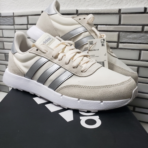 🚫SOLD🚫 adidas womens run 60s 2.0 sneakers shoes - Picture 3 of 16